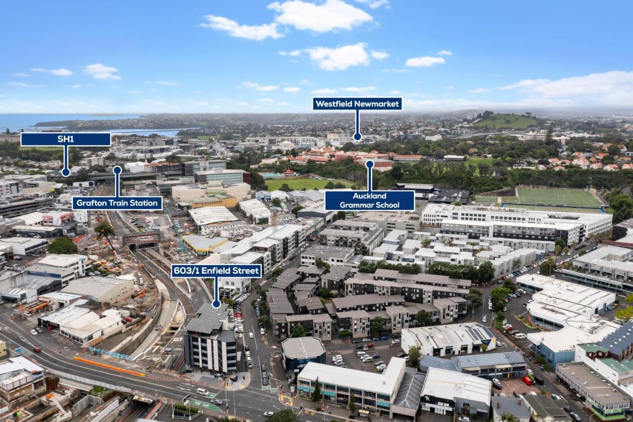 Apartamento Enfield Sky - Brand New Luxury Penthouse Auckland Exterior foto